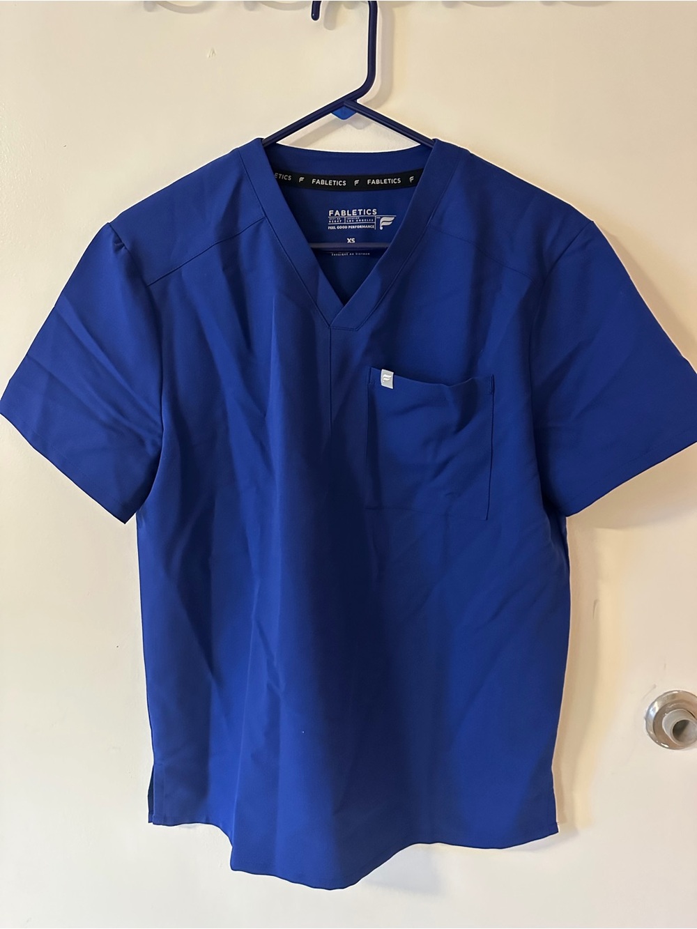 Fabletics Men's Scrubs in Royal Blue